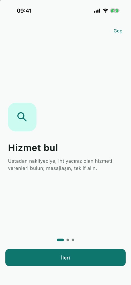 İlk açılıştaki tanıtım ekranı: Hizmet bul, Geç ve İleri düğmeleri