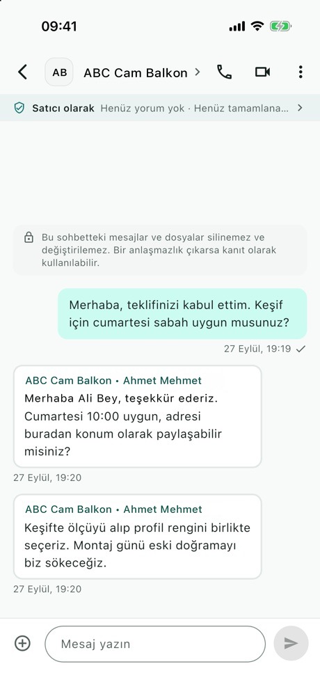Sohbet ekranı: alıcı ve mağaza mesajları, sesli ve görüntülü arama düğmeleri